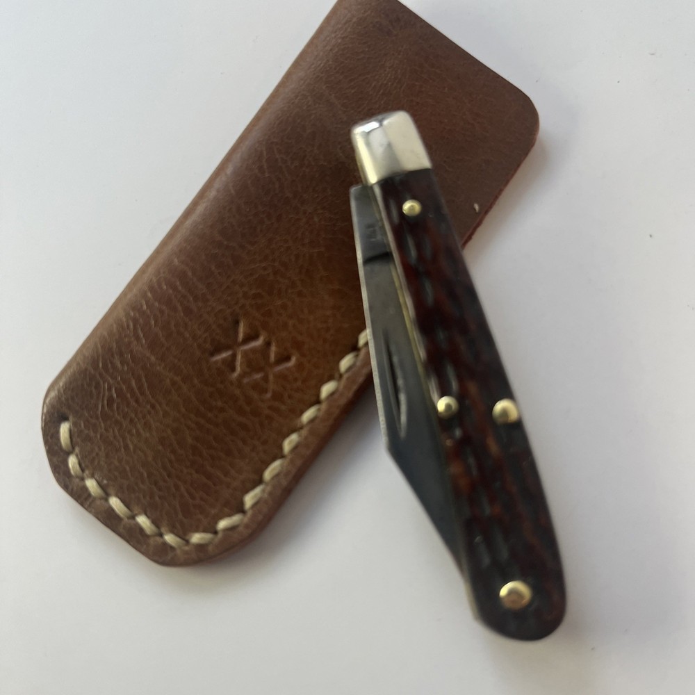 Case XX Tadpole Leather Slip