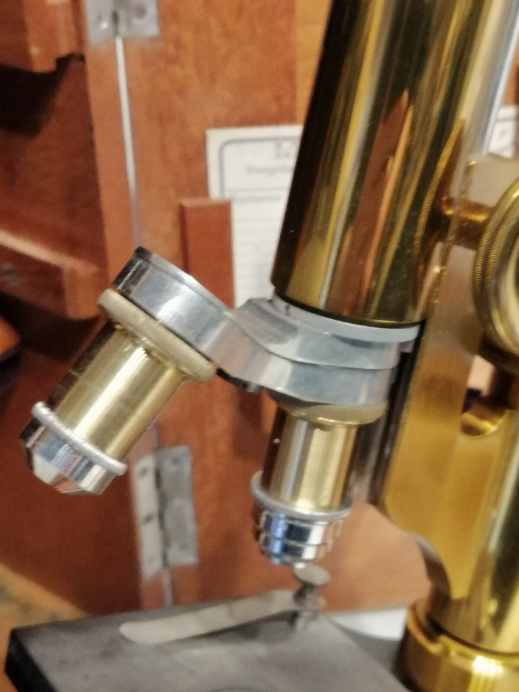 ANTIQUE BRASS MICROSCOPE LEITZ WETZLAR