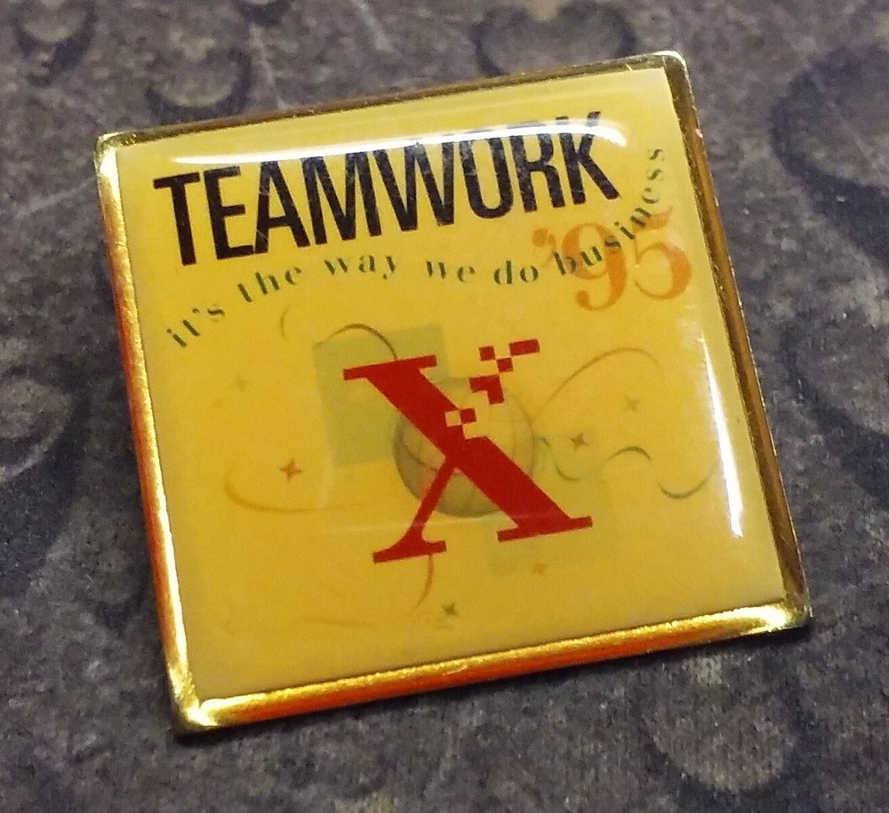 Teamwork Xerox 1995 pin badge