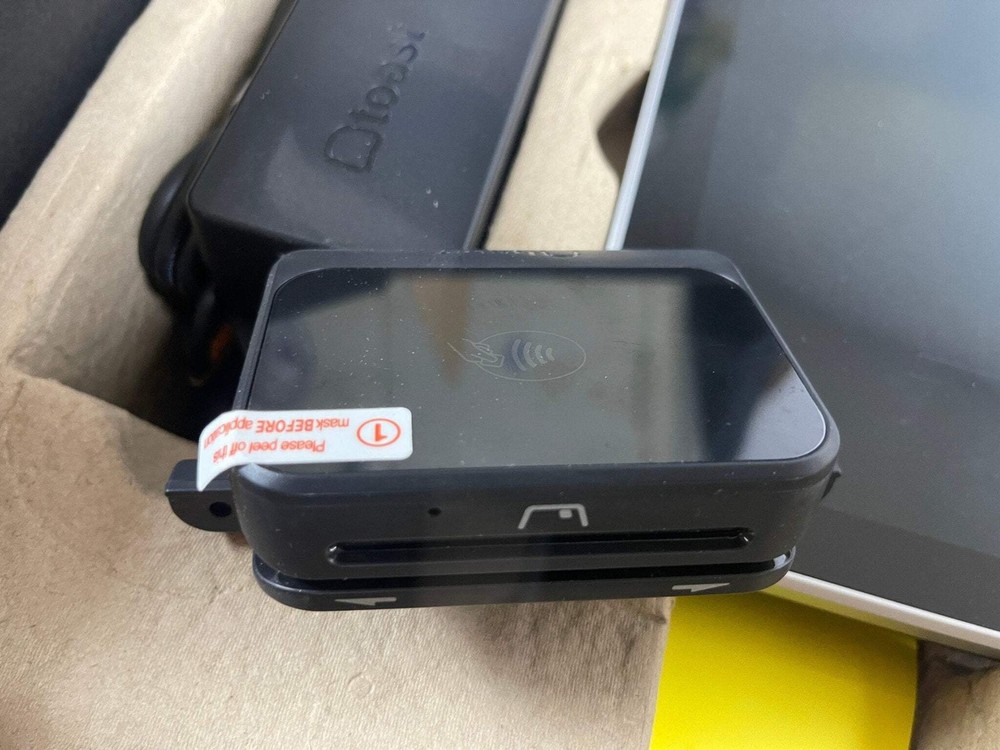 Used Toast TT203 POS Data Processing Machine with Card Reader - WO1