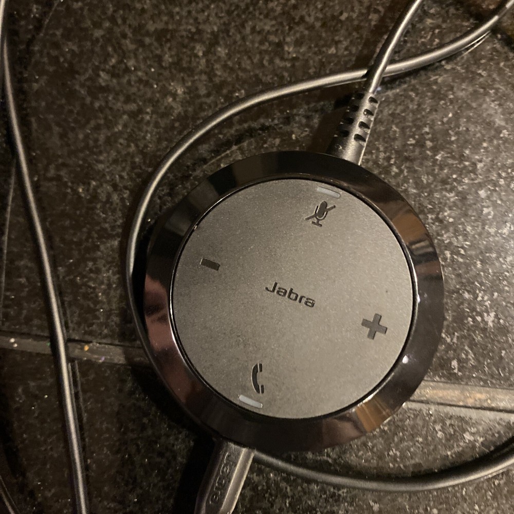 CE JABRA headset with carrying pouch