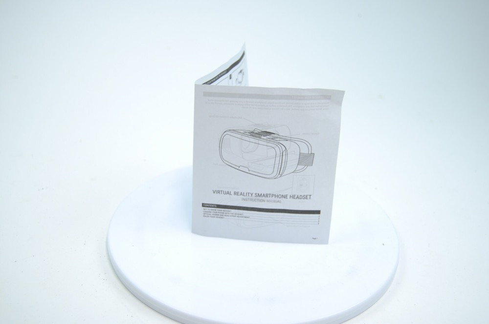 ONN Virtual Reality Smartphone Headset White Open Box Gr8 Condition