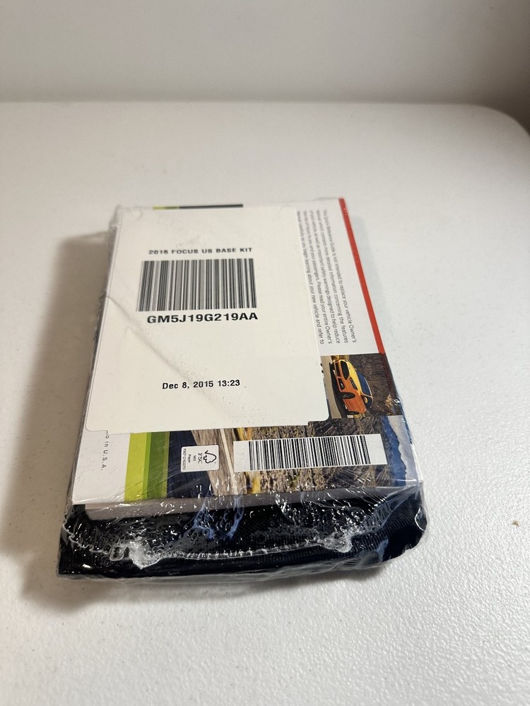 2016 Ford Focus Owner's Manual Set OEM