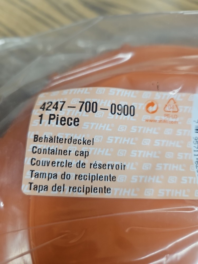 Stihl Container Cap OEM Part#4247 700 0900(EB17)