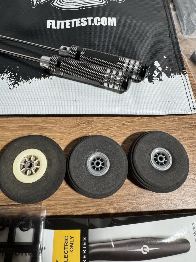 Flite Test Kit Propellers-wheels-screwdrivers Cable Electronics