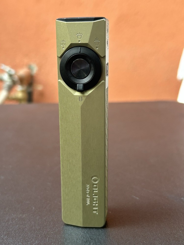 Olight ArkPro Ultra Flat Unibody LED Flashlight Multi-Light Sources Olive Green