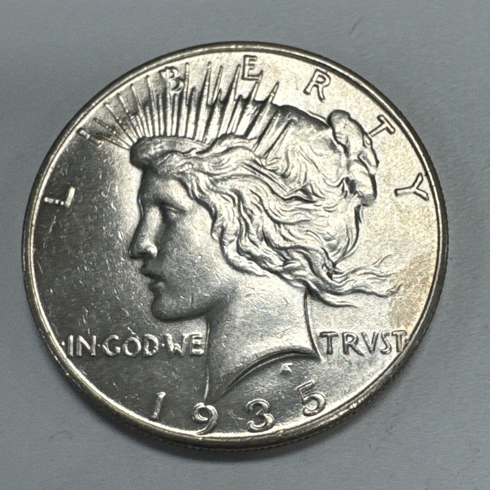 1935 $1 Peace Silver Dollar BU Uncirculated