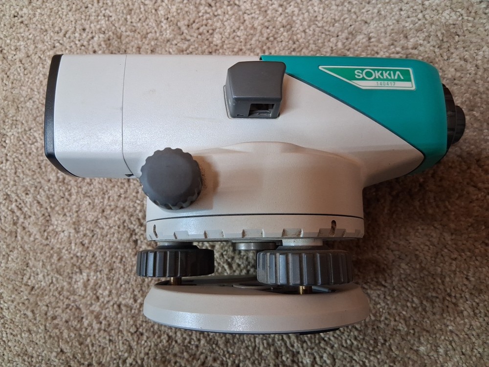 Sokkia B40 Automatic Level w/ Carrying Case