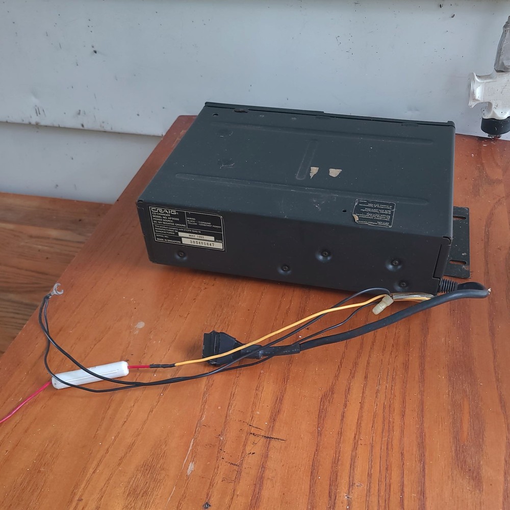 Craig AP9500 vehicle CD changer