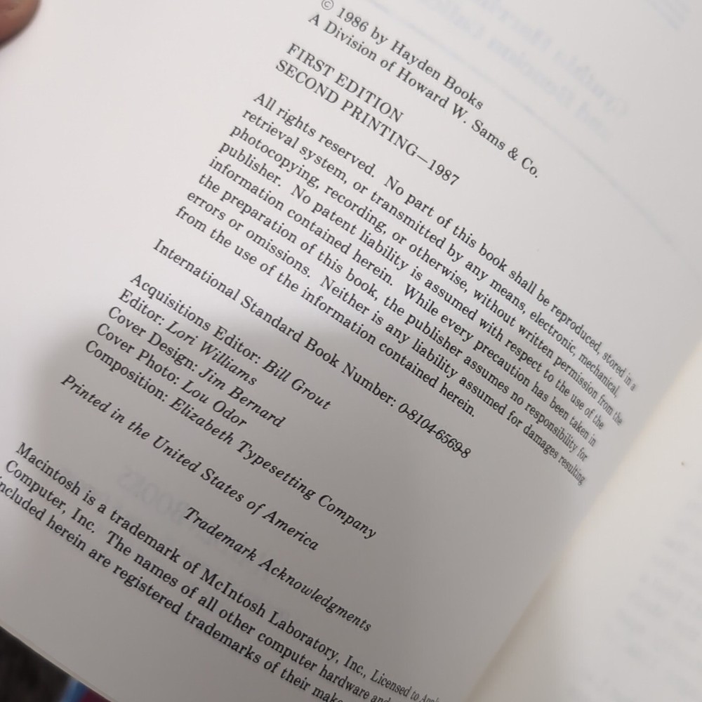 The Macintosh Advisor Essential Techniques for Experienced Users 1986 300 Pages