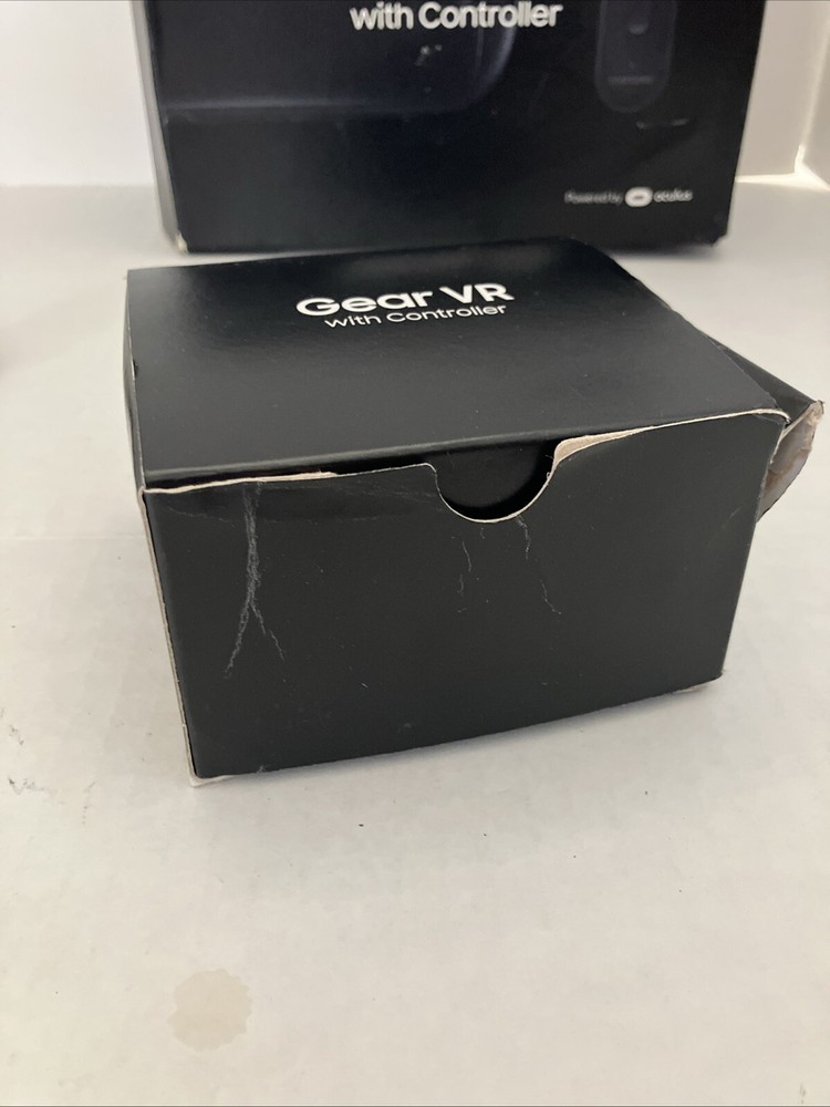 Virtual Reality Samsung SMR324 Gear VR with Controller - Black -Tested-