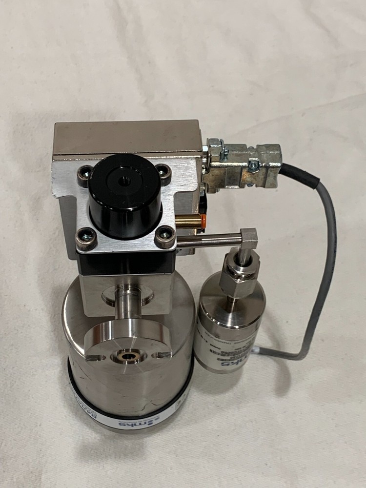 MKS Baratron Capacitance Manometer CV7627D-05 Baratron Isolation System