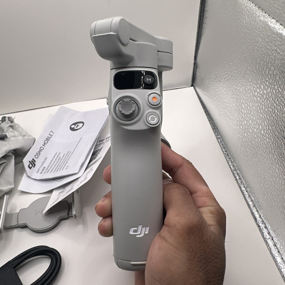 DJI Osmo Mobile 7 Gimbal Stabilizer for iPhone, Android, Built-in Tripod