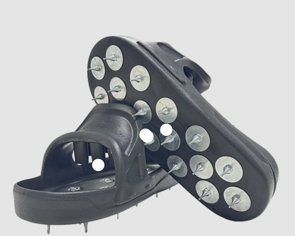 Epoxy Spiked Shoes M