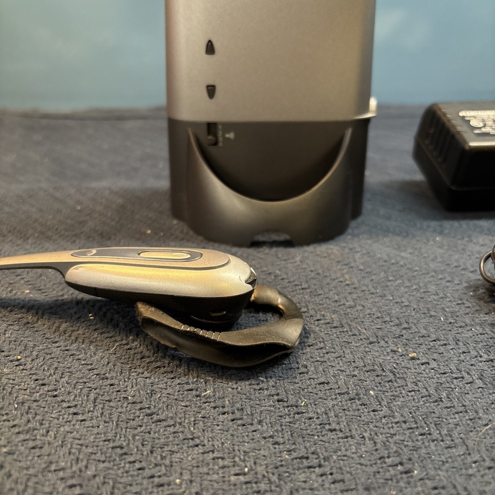 Plantronics CS50 Wireless Office Headset System Hands Free Calling