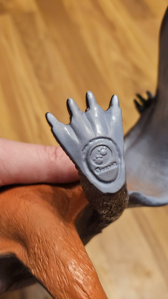Pterodactyl Dinosaur Plastic Toy Model 13" x 17.5"