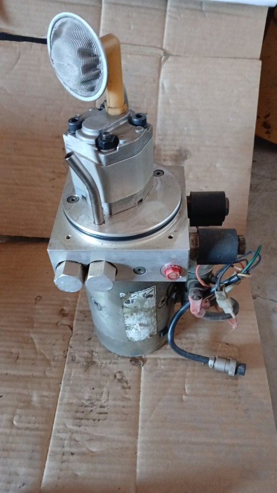 DELI PUMP PDL1E703737