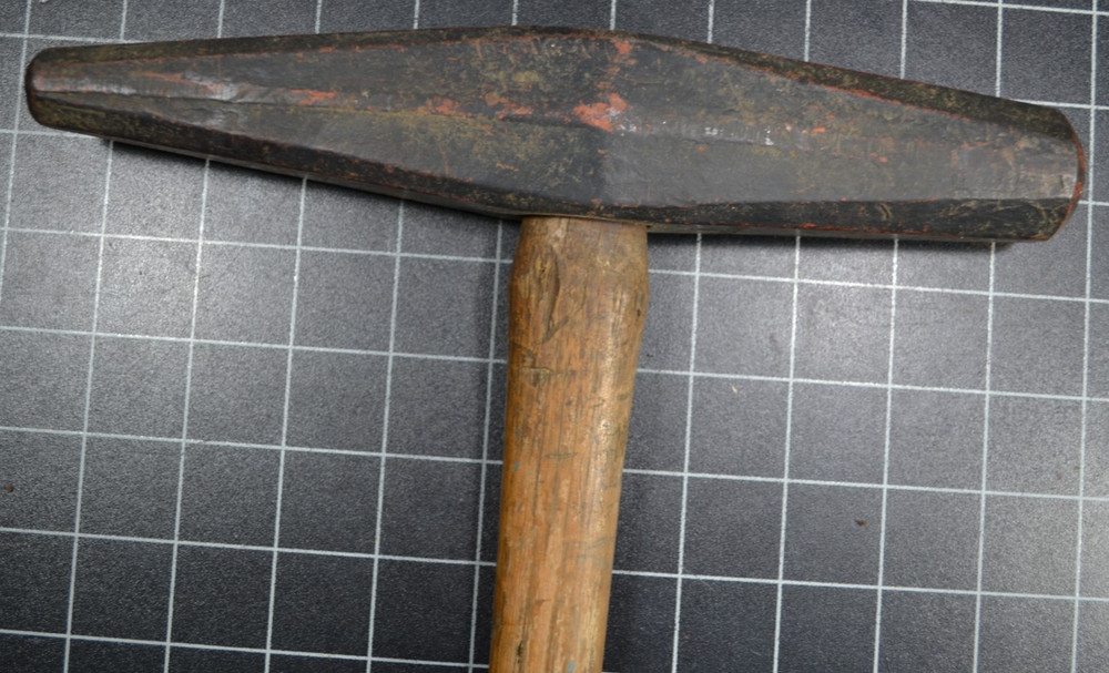 HUBBARD - 8# - STANDARD PATTERN SPIKE MAUL WITH THE ORIGINAL HANDLE
