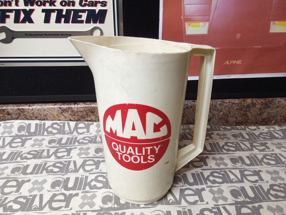 Vintage Alladinware Mac Tools 2.5qt Pitcher No.305