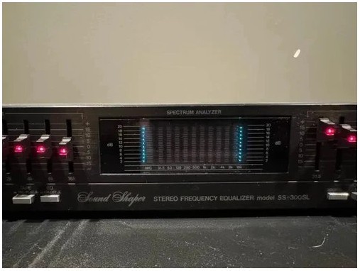 ADC SS-300 SL Stereo Equalizer–Sound Shaper Frequency Analyzer TESTED & WORKING