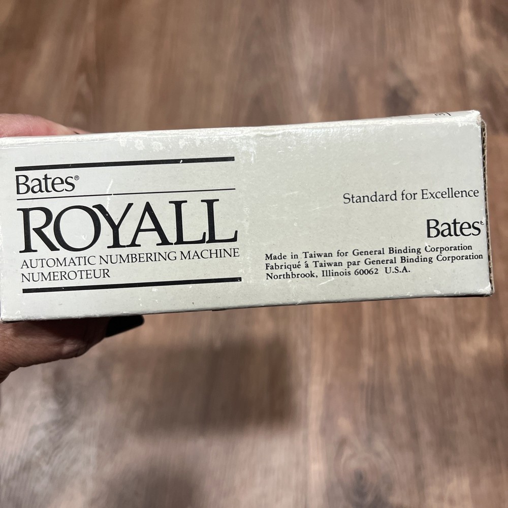 Bates ROYALL Hand Operated Automatic Numbering Machine, 6 wheels, 7 movements