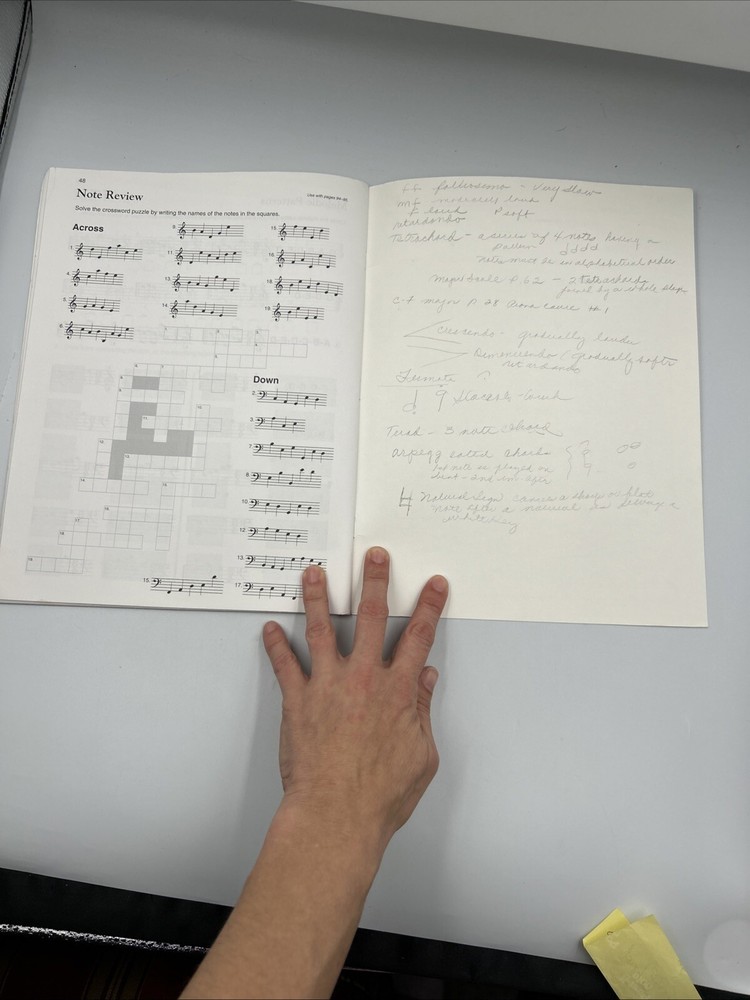 Alfred's Basic Adult Piano Course Notespeller Book 1