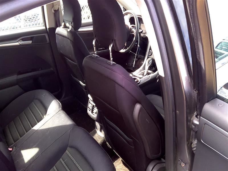 FUSION 2013 High Mounted Stop Light 1037501561