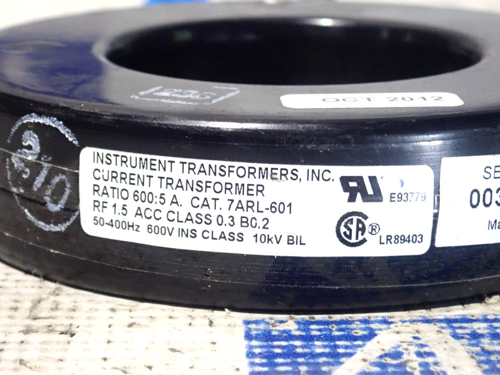 Instrument Transformers 7ARL-601 Ratio 600:5 A 600 Volt Current Transformer