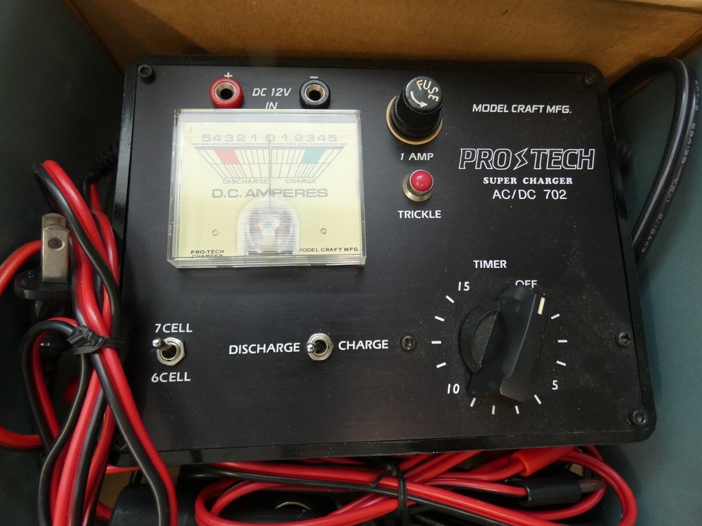 RC PRO TECH SUPER BATTERY CHARGER AC DC #702