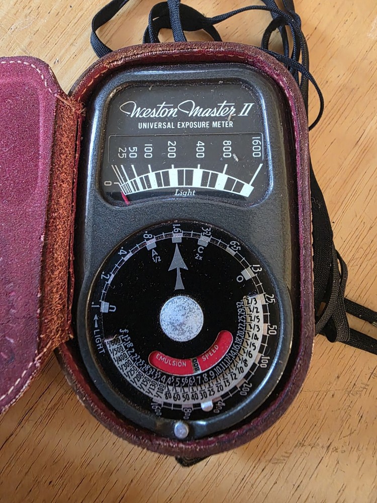 Weston Master II Universal Exposure Meter Model 735 With Fitted Leather Case