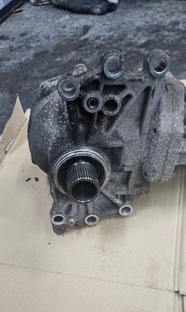 MITSUBISHI OUTLANDER MK2 2012 2.3 DIESEL MANUAL FRONT DIFF DIFFERENTIAL