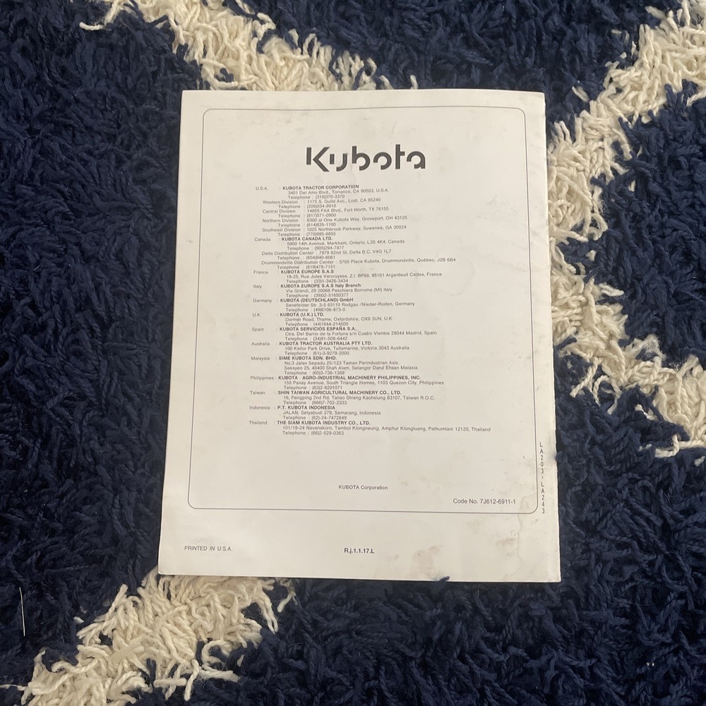 Kubota LA203 and LA243 Front Loader Operator’s Manual