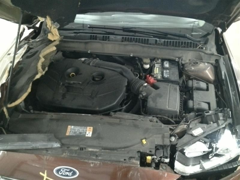 FUSION 2015 High Mounted Stop Light 104669320