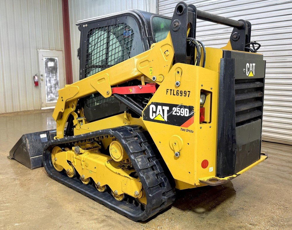 2015 CATERPILLAR 259D STANDARD FLOW CAB TRACK SKID STEER LOADER