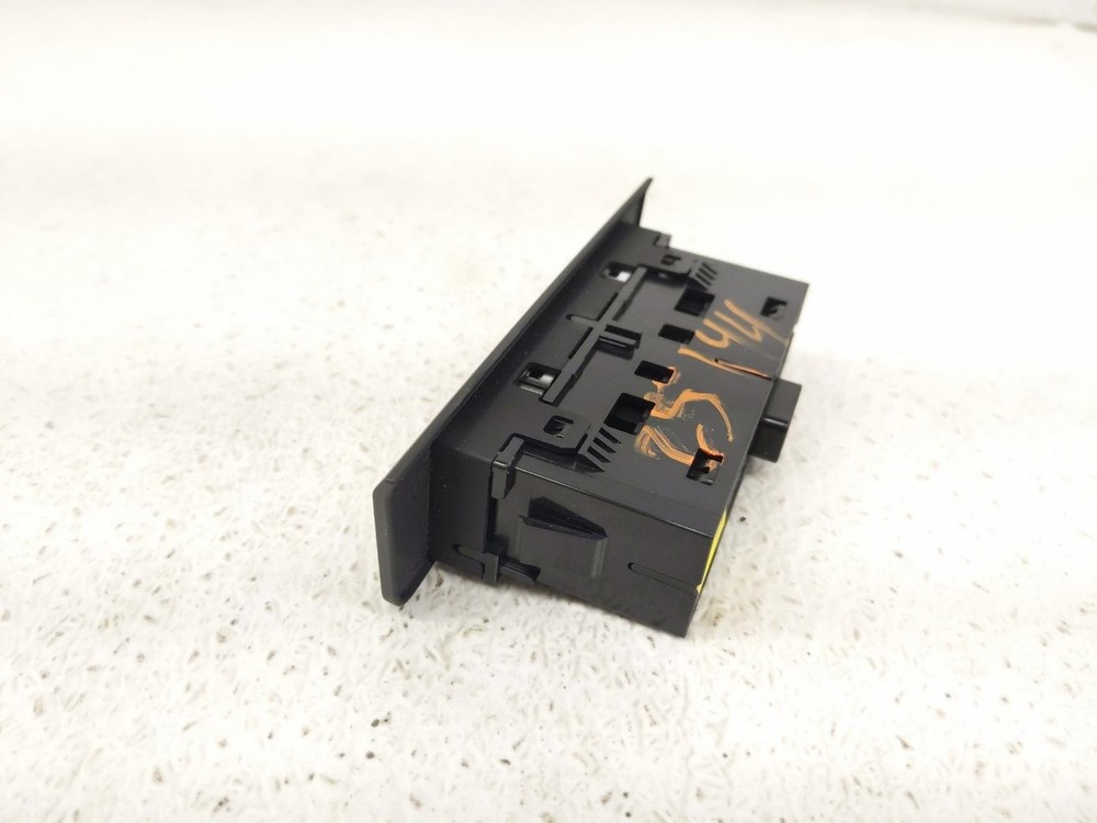 2019-2025 Mazda 3 Trunk Release & Seat Memory Panel Switch Unit Bdgg-66-180