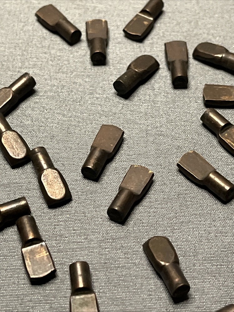 Lot of 22 Shelf Pins