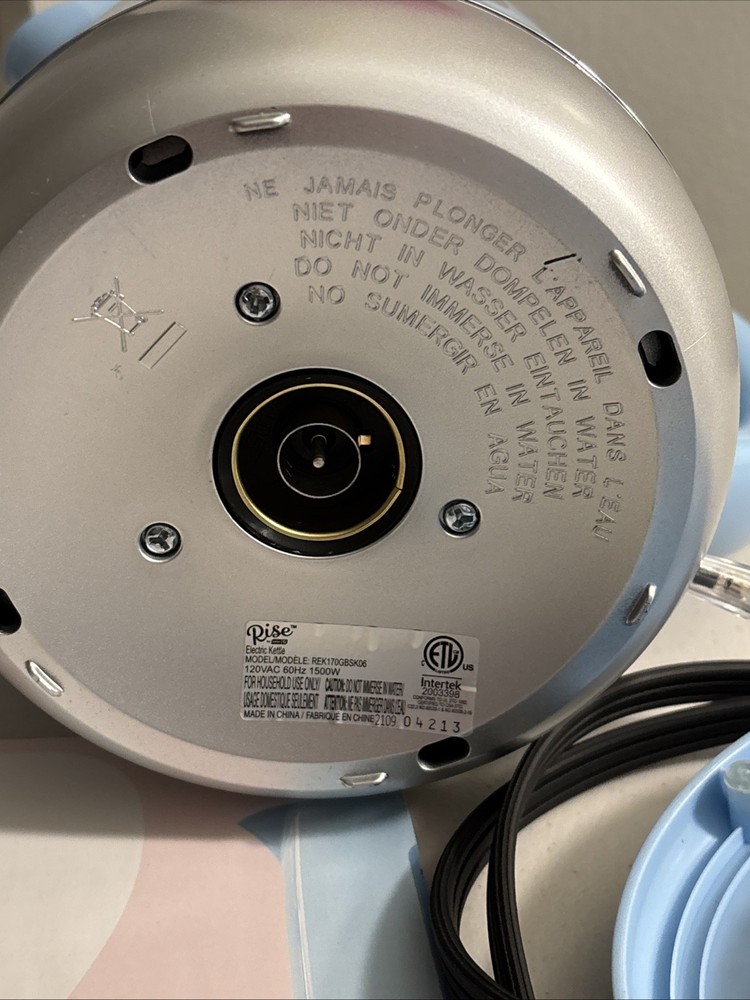 Rise by Dash Blue Glass/Plastic 1.7 L Electric Tea Kettle