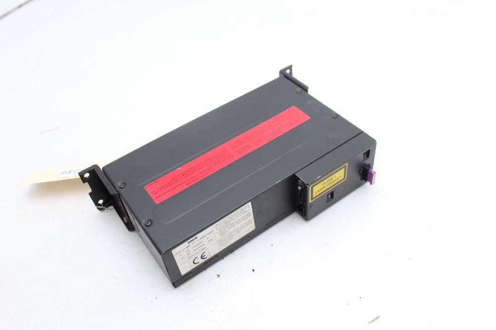 99-00 BMW 323I E46 CD CHANGER Q3286