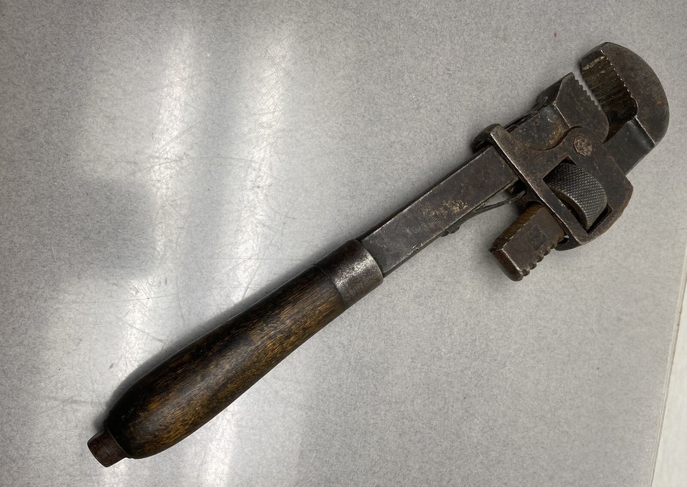 Vintage Pexto Adjustable Pipe Monkey Wrench Frozen