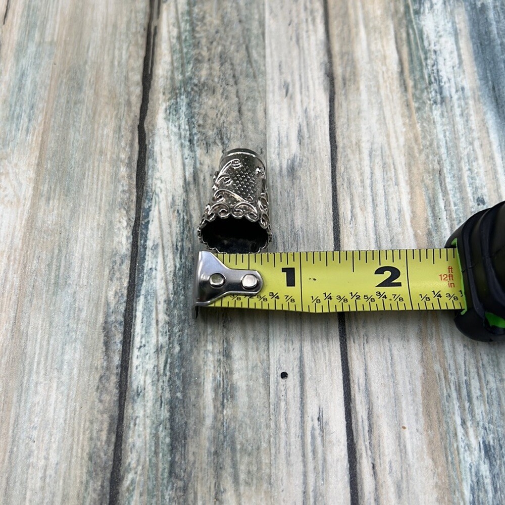 Vintage sterling silver ornate thimble