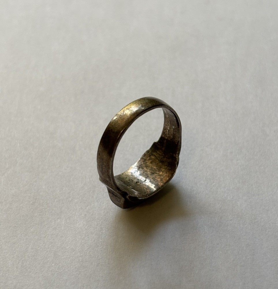 ORIGINAL WWII Philippines 1945 Engraved Ring