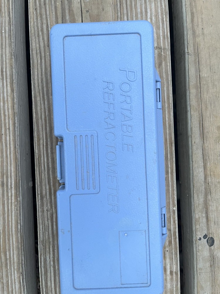 ATC Portable Hand Held Tool Refractometer w/ Blue Carrying Case