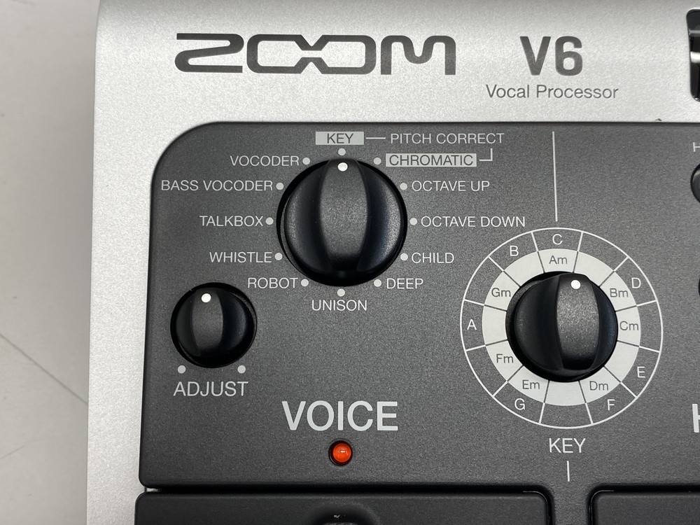 Zoom V6-SP Vocal Processor Pedal Effects - Black