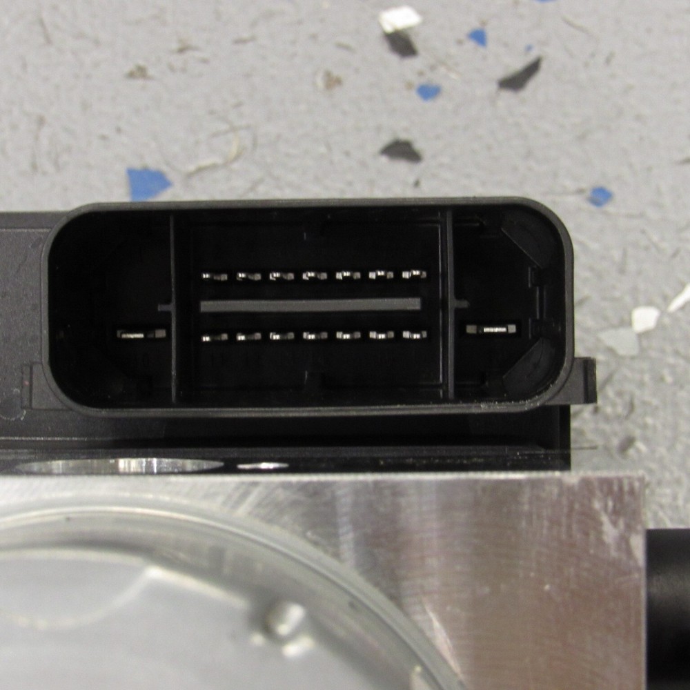 ABS Pump / Modulator / Control Unit *NICE! ~ Triumph Speed Triple 1200RR 1200RS