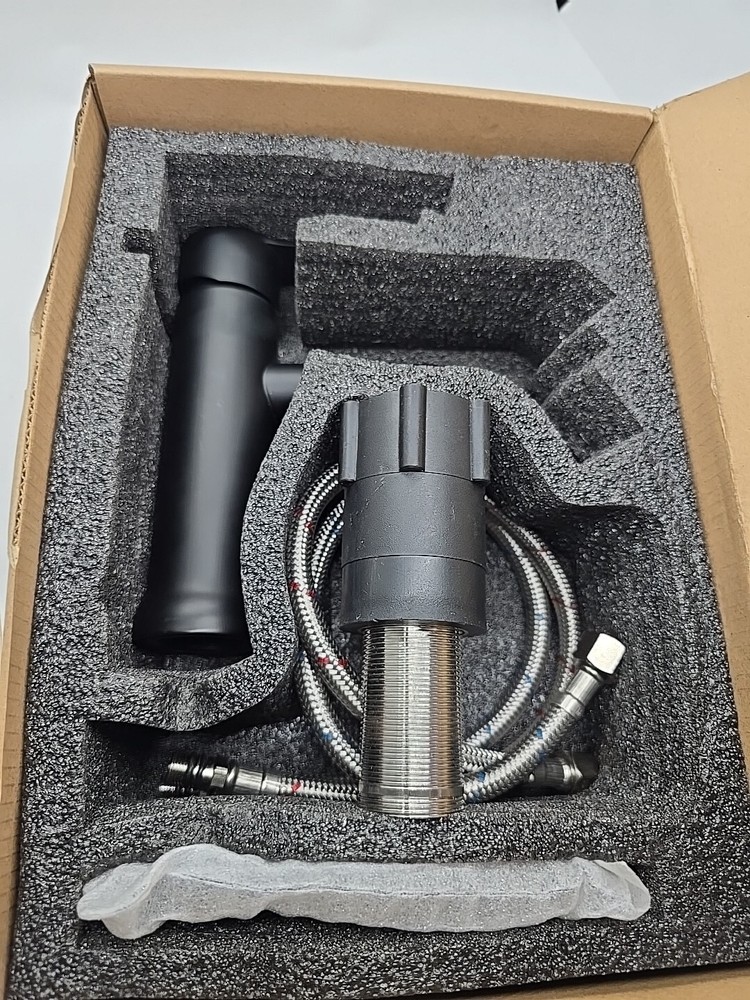 BAINSER Single HANDLE bathroom With Removable BUBBLER black