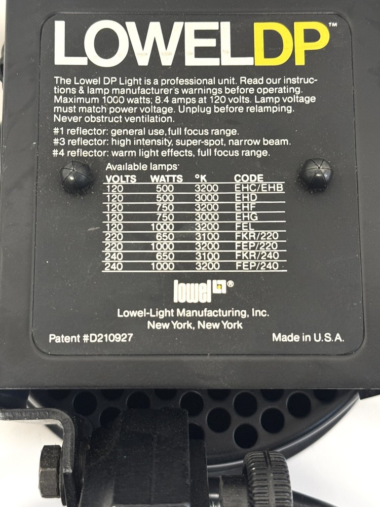 Lowel DP 1000W Continuous Tungsten Focus Flood Spotlight WORKS!