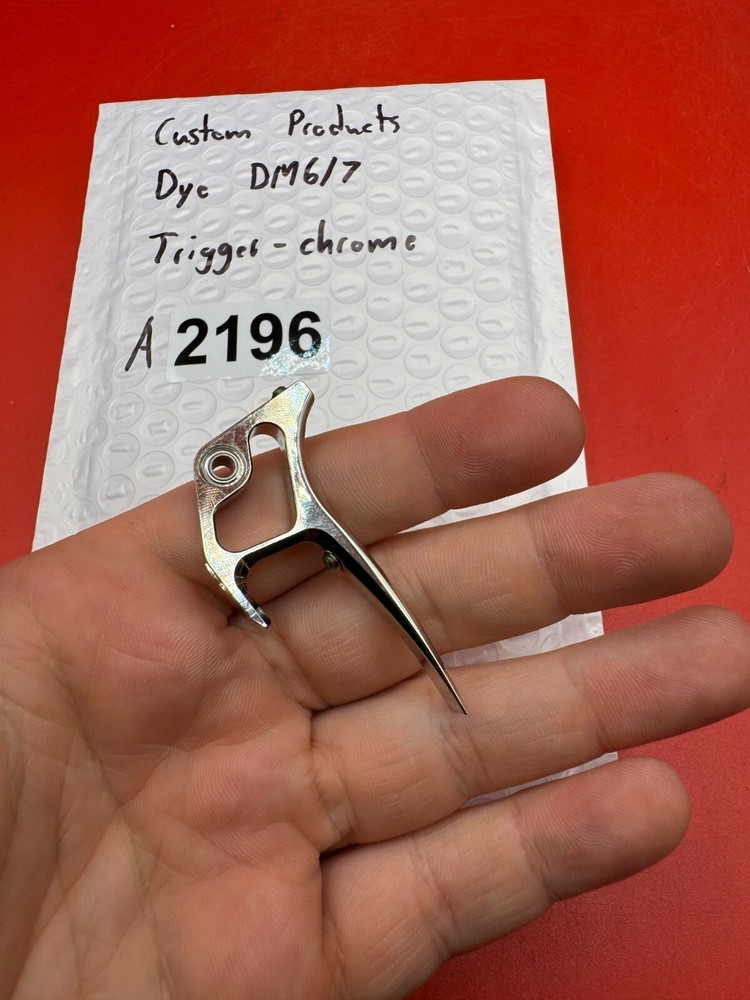 Custom products Dye DM6/7 Trigger-Chrome