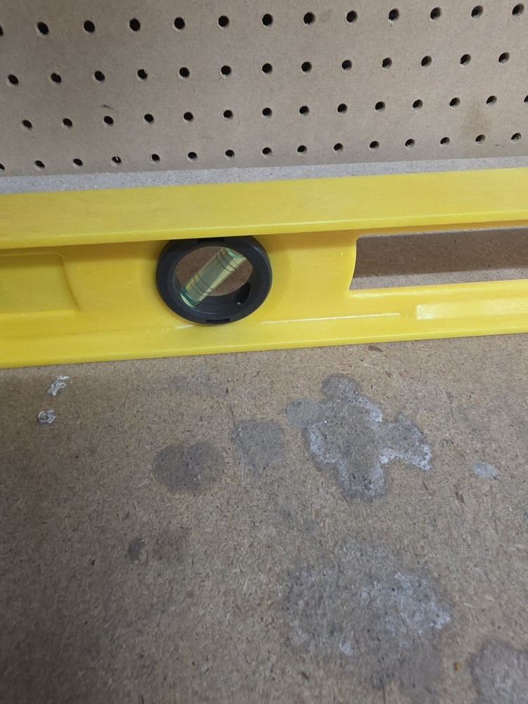 24" Stanley Level