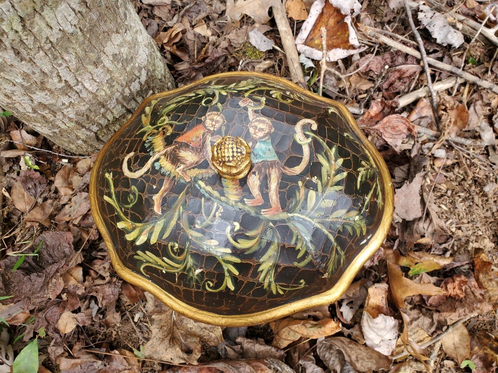 Large Dybbuk Box**very active**