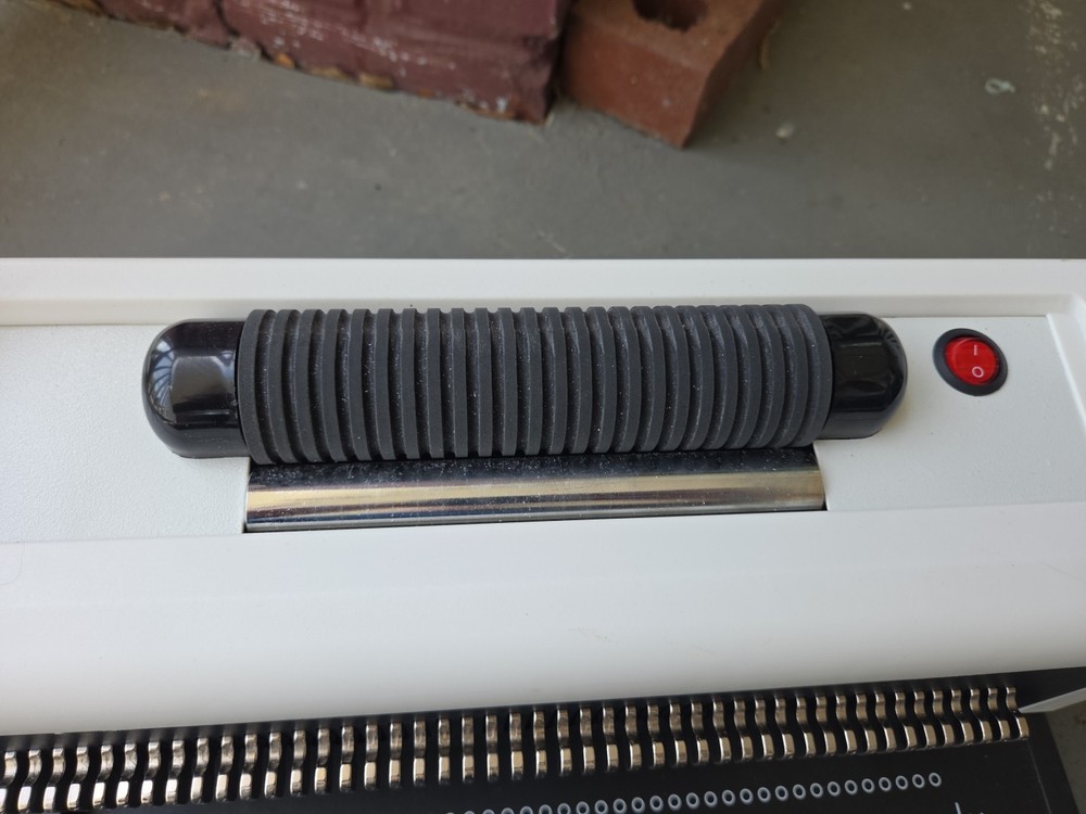 PrintFinish Coilbind S25A Coil Binding Machine